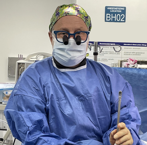 Leading Spine Surgeon at The Brooklyn Hospital Center First to Perform New Spinal Fusion Procedure Leading Spine Surgeon at The Brooklyn Hospital Center First to Perform New Spinal Fusion Procedure